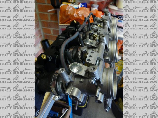 Throttle bodies mounted